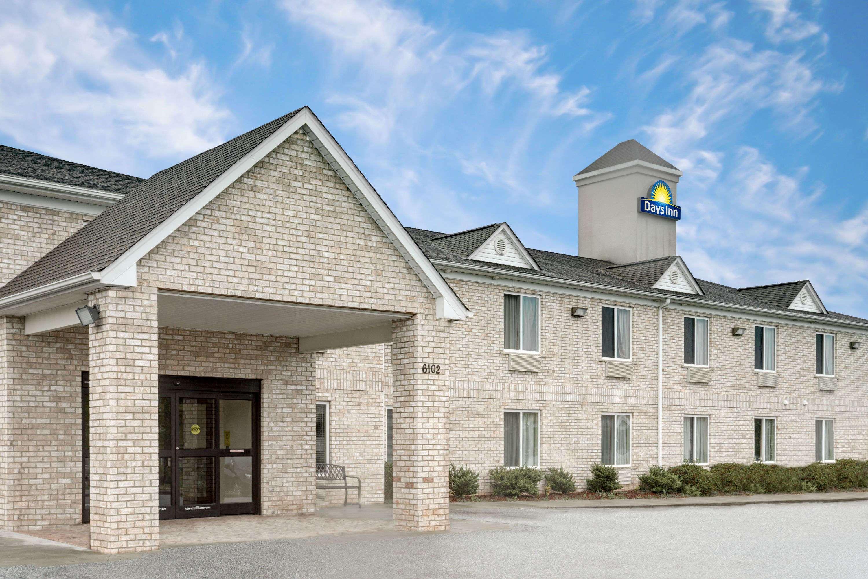 Days Inn By Wyndham Greensboro Nc Kültér fotó